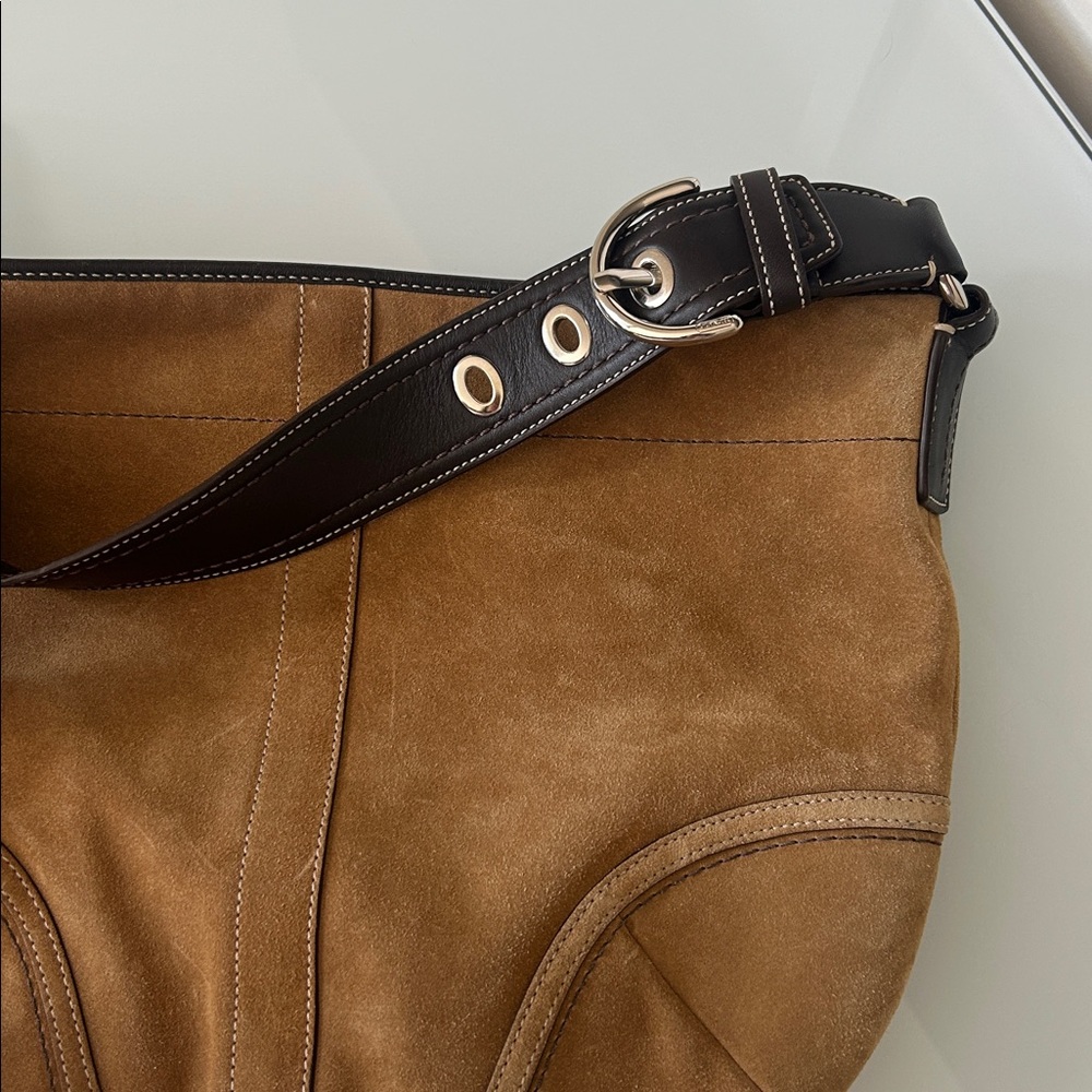 XL Coach SoHo Suede Hobo Shoulder Bag F10915 - Picture 5 of 6